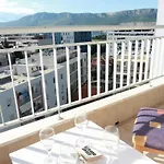 Spacious Terrace With Private Parking