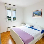 Spacious Terrace With Private Parking Split